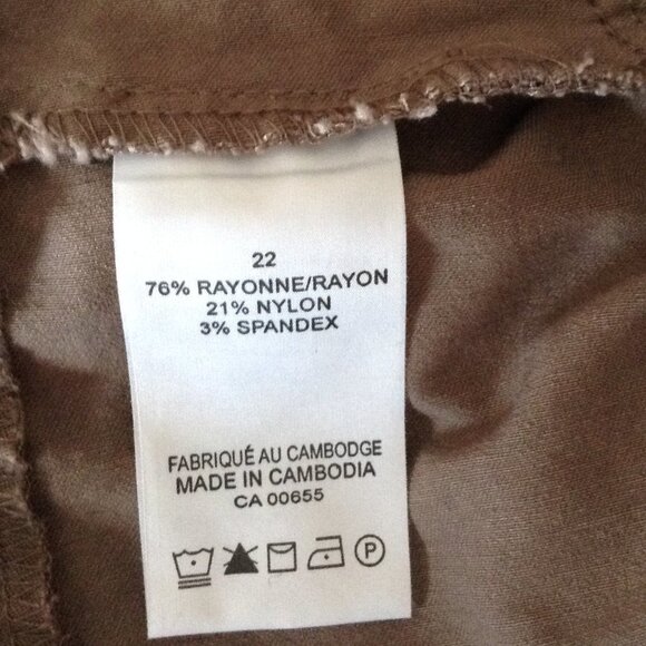 Penningtons Witty is Pretty Womens Capris Cropped Pants Stretch Pull-On Size 22 - Picture 9 of 9